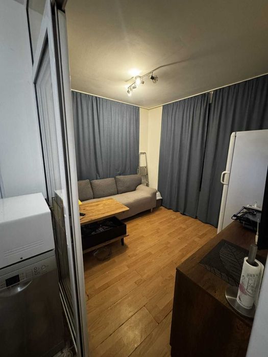 Тристаен апартамент в Младост 4