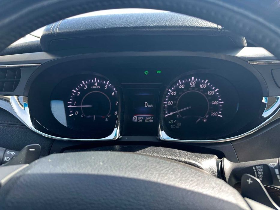 Тойота Авалон XLE