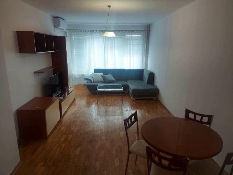 Дава се под наем Тристаен апартамент в София, Лозенец - 68 кв.м за 613 € - Снимка #1