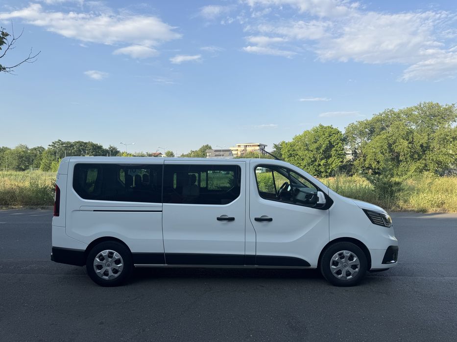 Renault Trafic lung/2022/8+1 locuri/model nou/pos leasing!