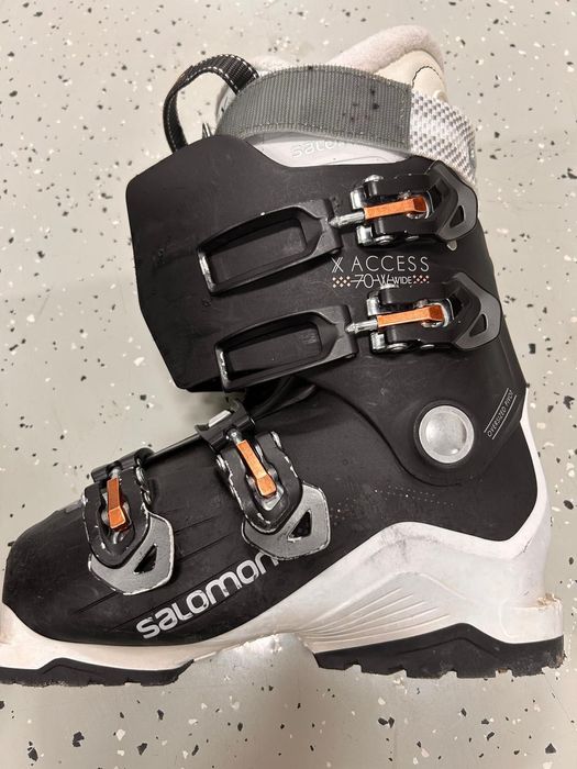 Clapari Salomon femei