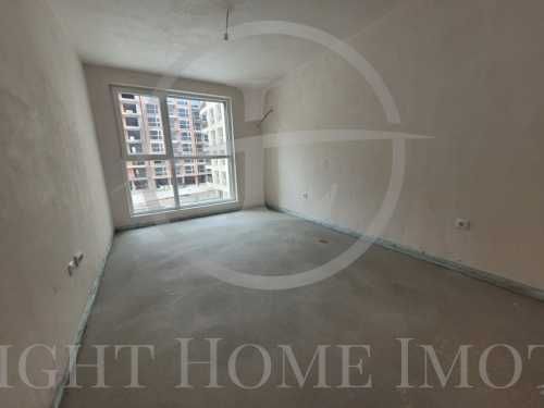 Продава се Двустаен апартамент в Пловдив, Кючук Париж - 76 кв.м за 1249 €/кв.м - Снимка #2