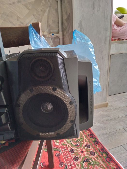 Музыкальный центр sharp срочно