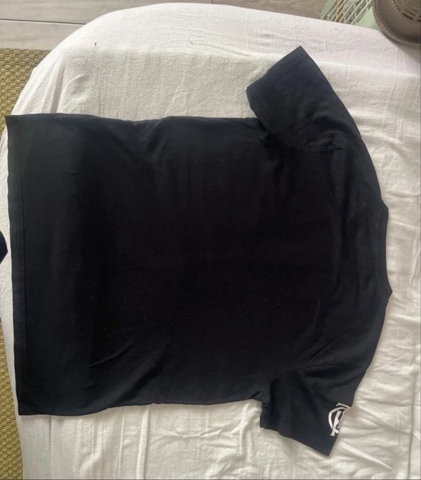 Tricou negru marimea L