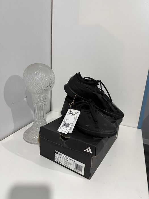 Кроссовки для футбола