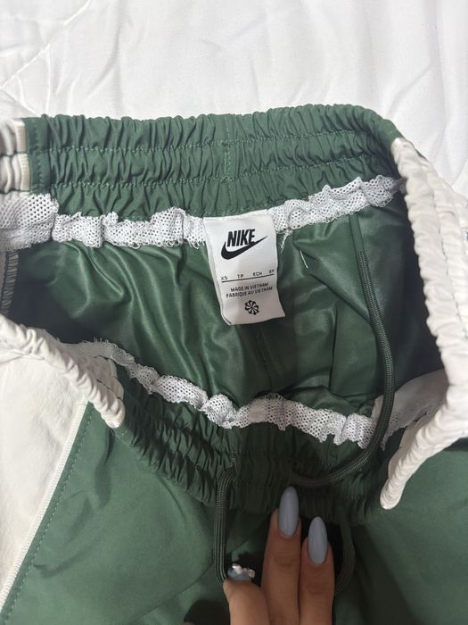 Оригинален дамски спортен екип Nike