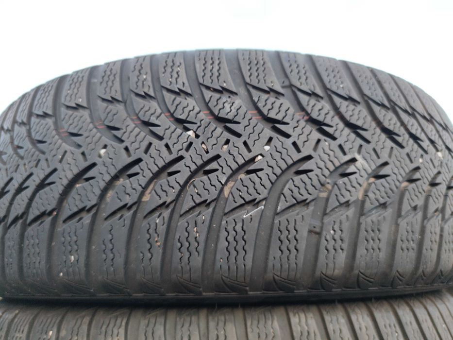 4бр Зимни гуми 205 60 16 - Kumho