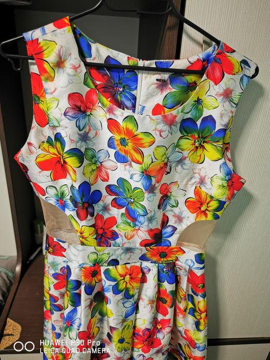 Rochii mărimea 38-40(M-L) ca noi