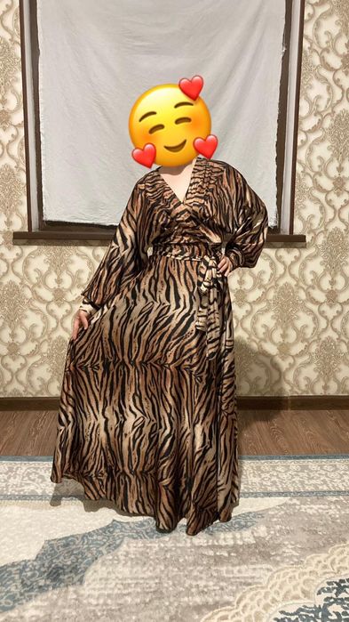 Тигровое платье нарядное