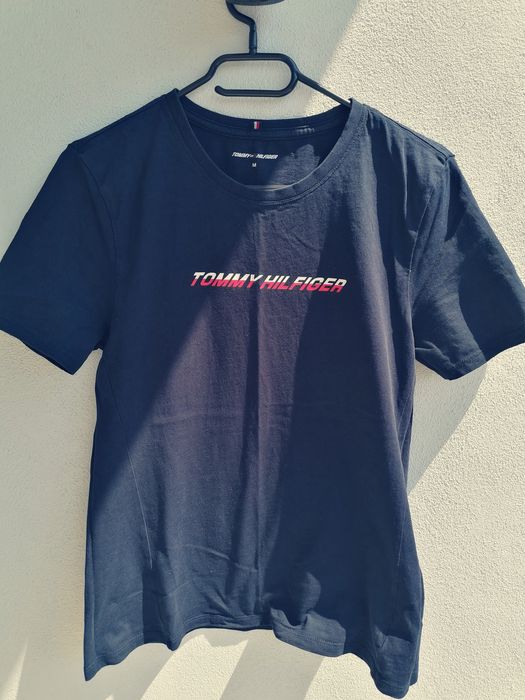 Tricou și blugi/ marimea M