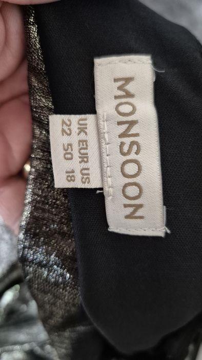 Vand rochie Monsoon 50