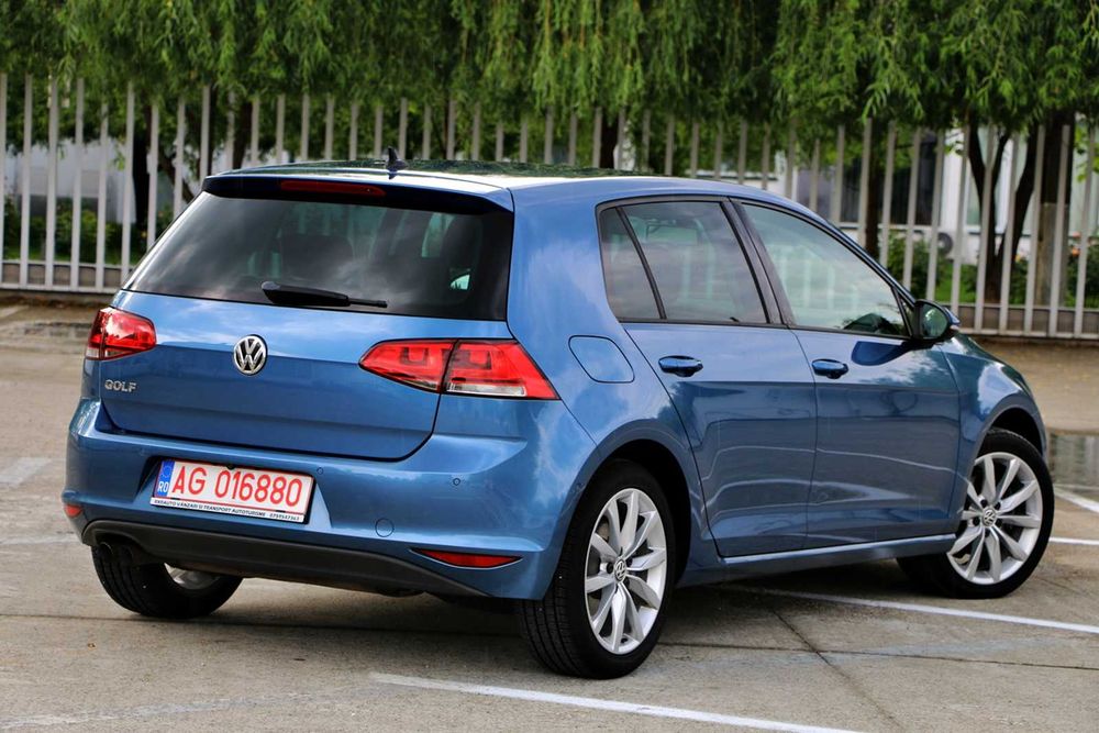 Volkswagen Golf 7 / 2.0 TDI 150CP / DSG / Highline / Webasto / LED / RAR efectuat