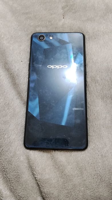 Смартфон Oppo старый
