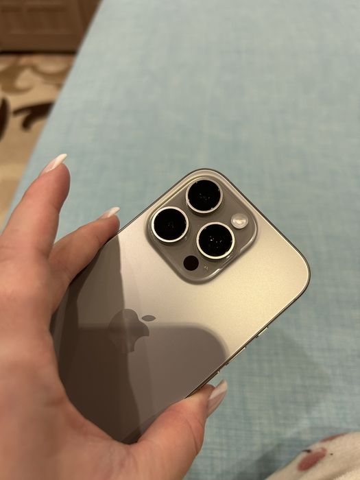 Продам айфон 16pro