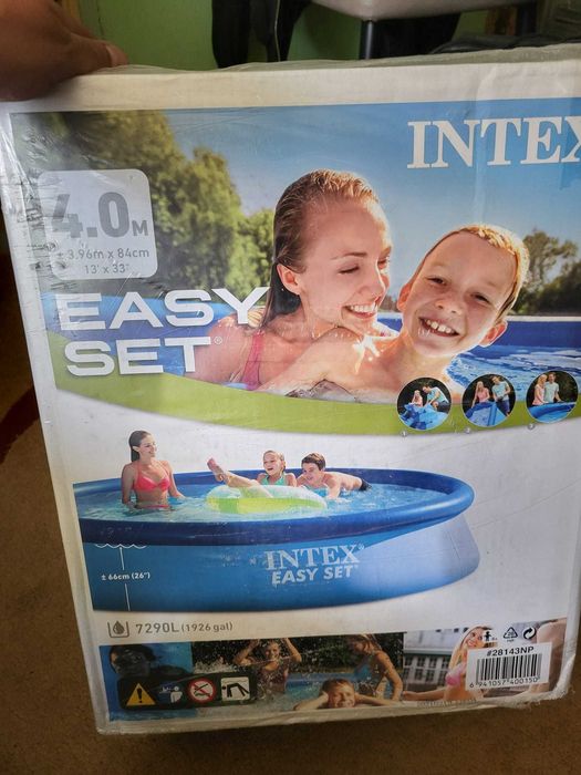 Piscina exterioara 4×4 m