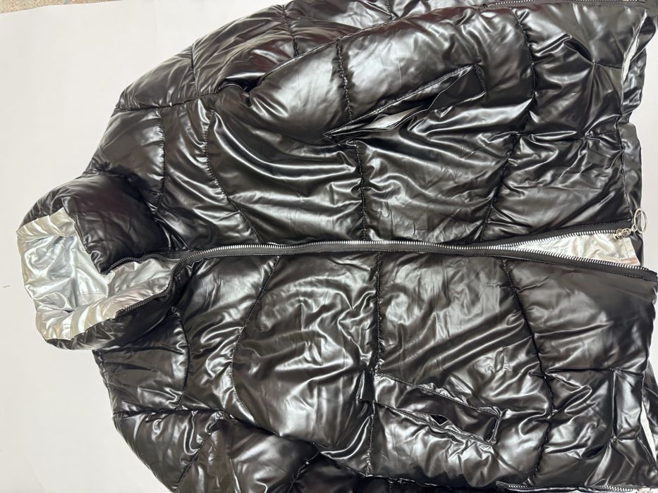 Продам куртку осень