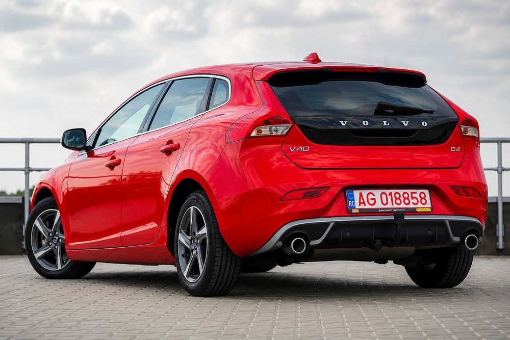 VOLVO V40 2015 — imagine 3