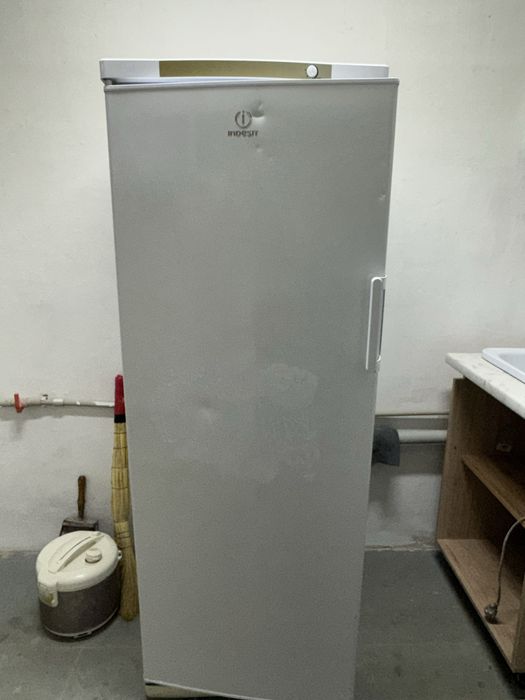 Продам холодильник LG и морозильник