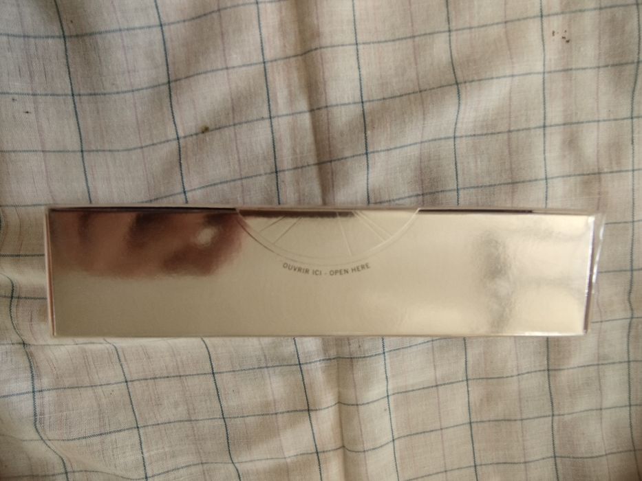 Aura by Swarovski Collection Mariage Оригинал
50 мл едт,без одного п