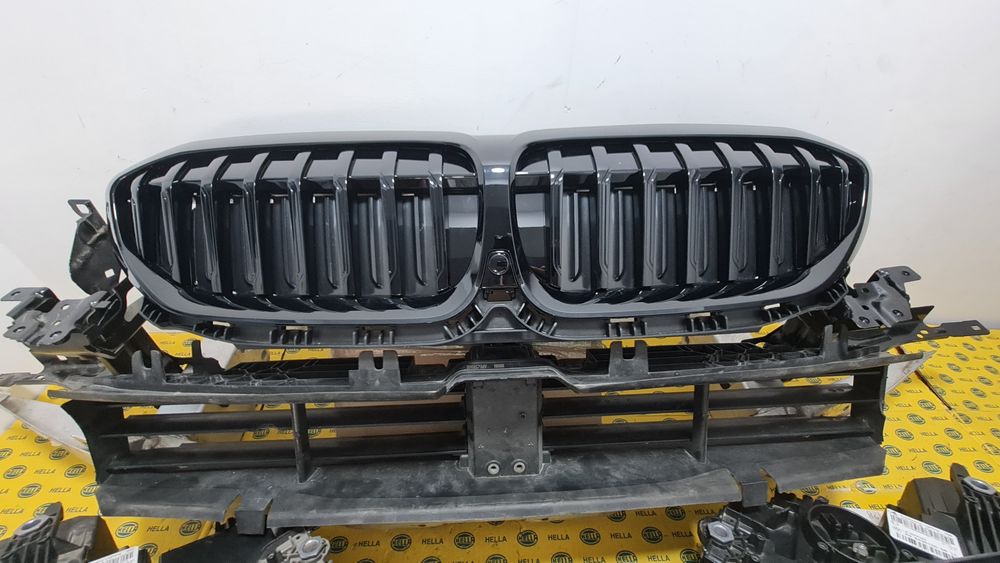 Far aripa armatura bara grila trager suport BMW 3 g20 g21