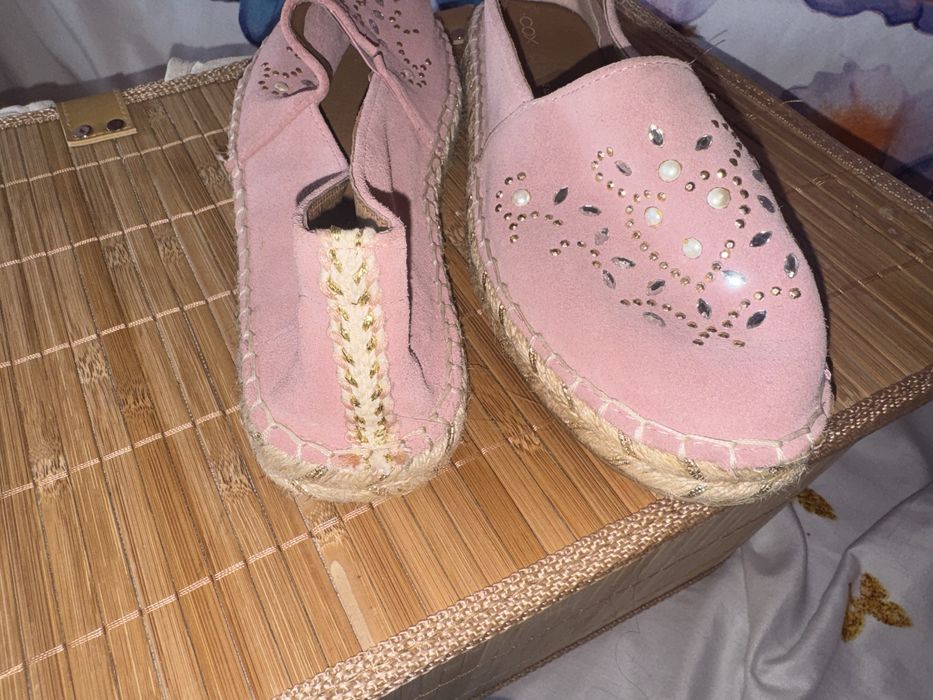 Balerini piele intoarsa, marime 40