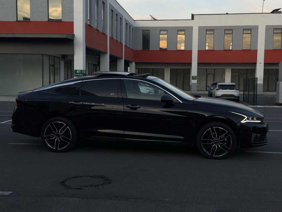 Kia K5 2 turbo  kraskasi  bor binzin