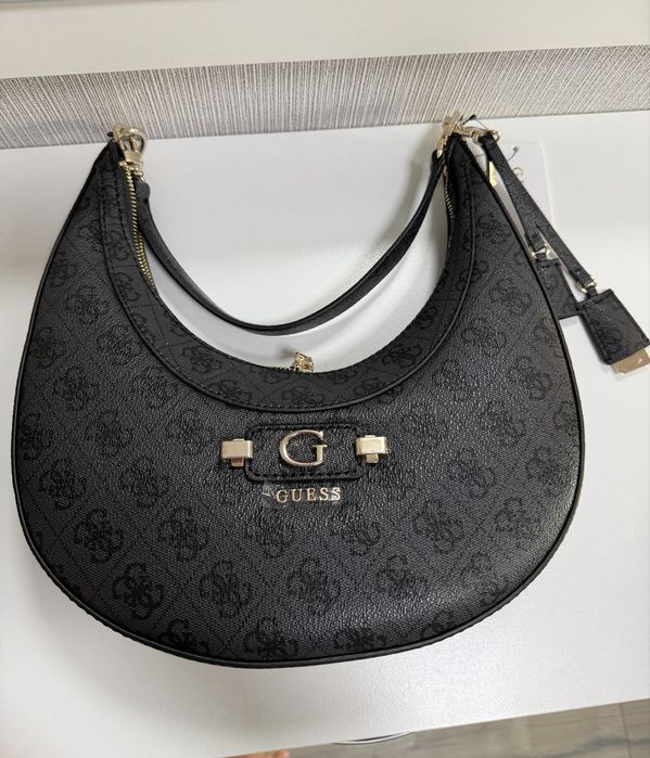 Сумка хобо Guess
