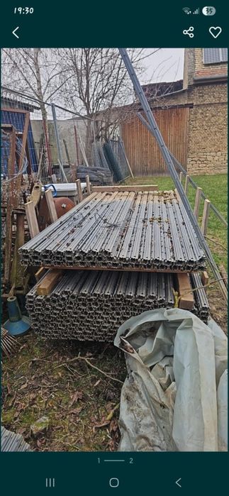 Vand șpalieri zincați din fier 25 lei bucata