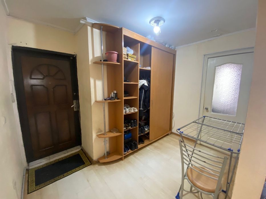 Подселение парень