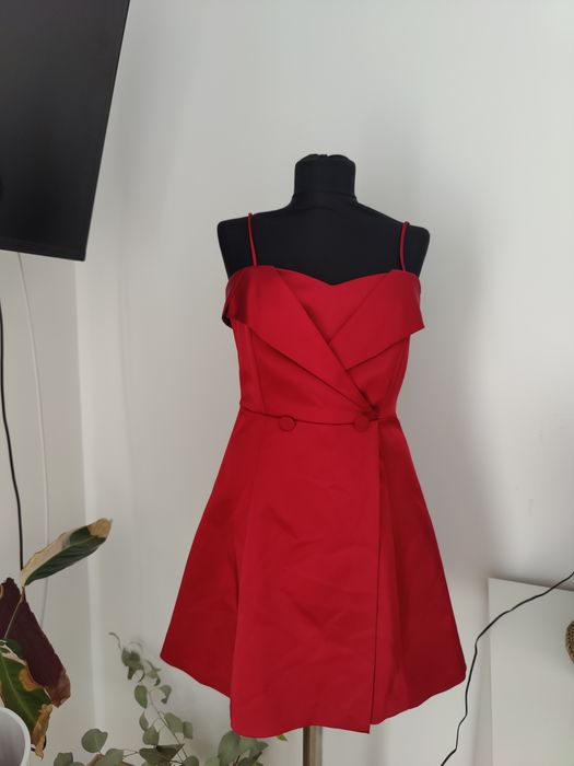 Rochie roșie eleganta