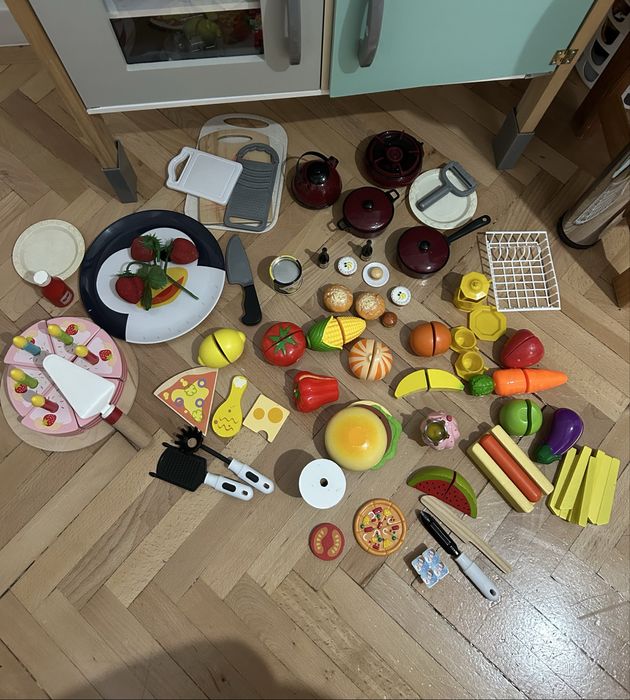 Bucatarie copii plus  accesorii