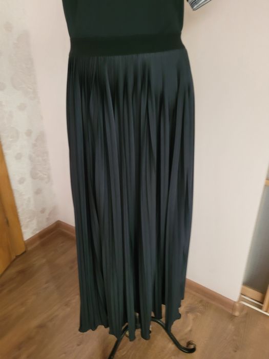 Продам платье б/