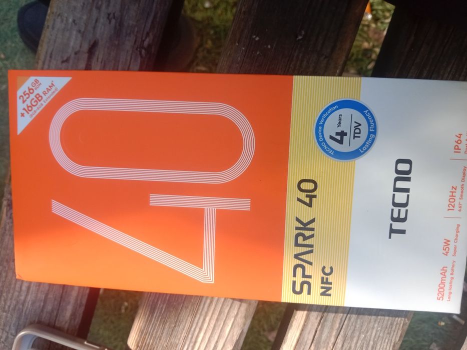 Tecno spark 40 NFC..