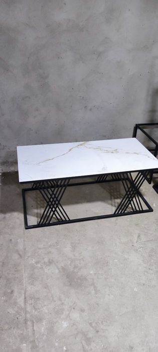 Журнальный столик в стиле лофт