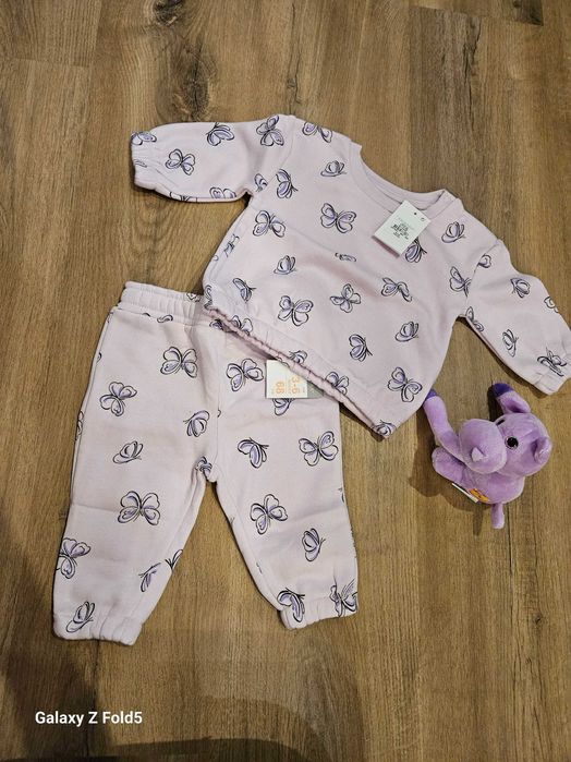 Нови бебешки дрешки