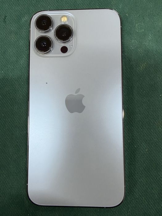 Продам iPhone 13 pro max