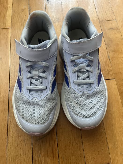 Маратонки за момиче Adidas 35