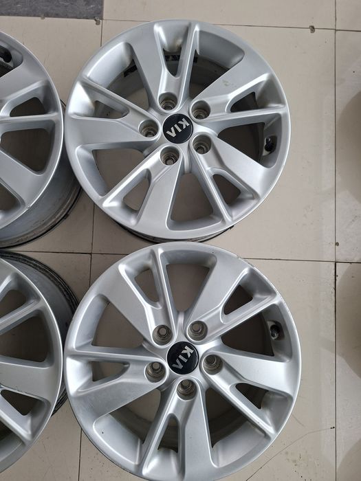 Продам диски. Р16. Оригенал.