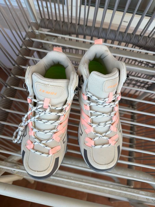 Обувки туристически