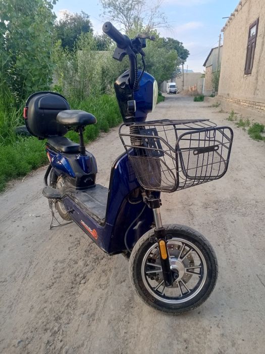 Skuter sotiladi tez va arzon narxda