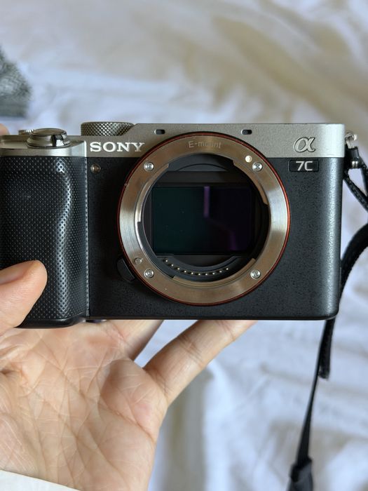 Sony A7C + Sony FE 24–105mm F4 G OSS