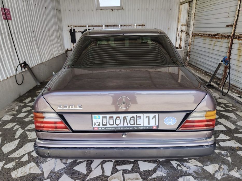Мерседес 1991 года автомат
