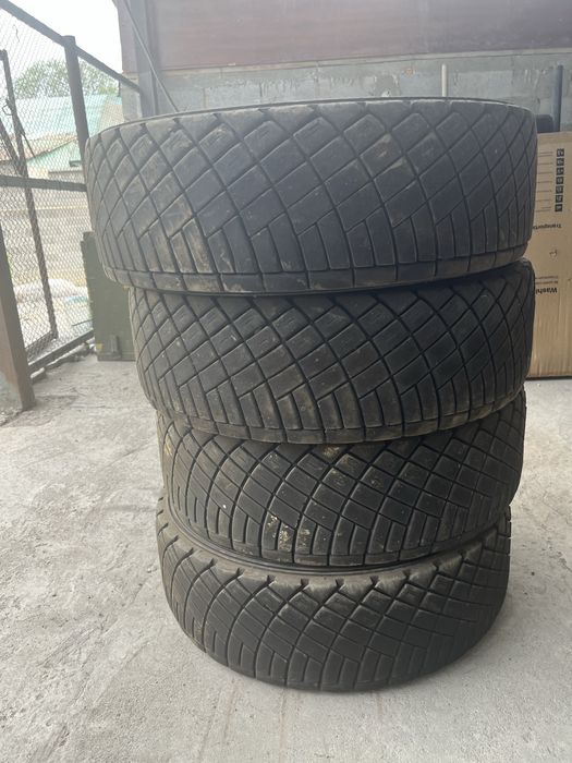 Б/у шины 4 шт Dunlop