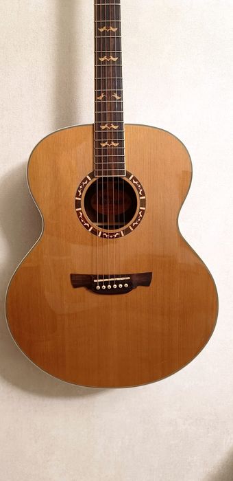 Продается акустическая гитара Crafter J18CD/N