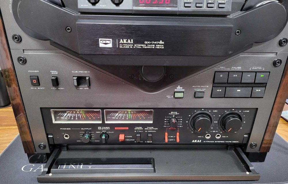 Akai GX 747 dbx - magnetofon stare excelenta!