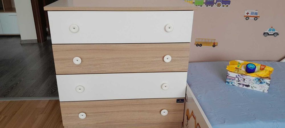 Детско легло със скрин