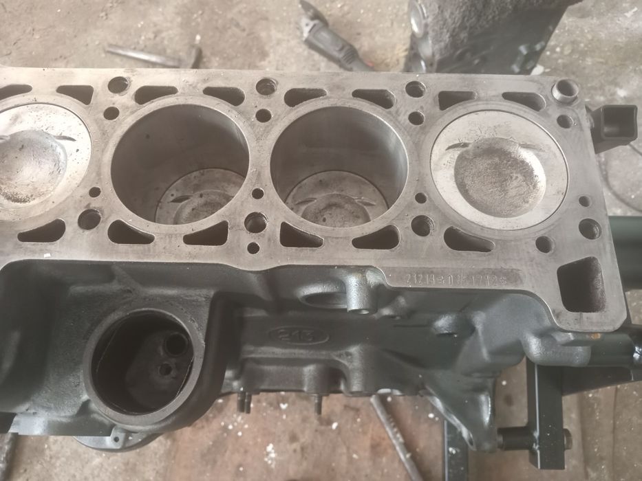 Блок. Нива. 21214