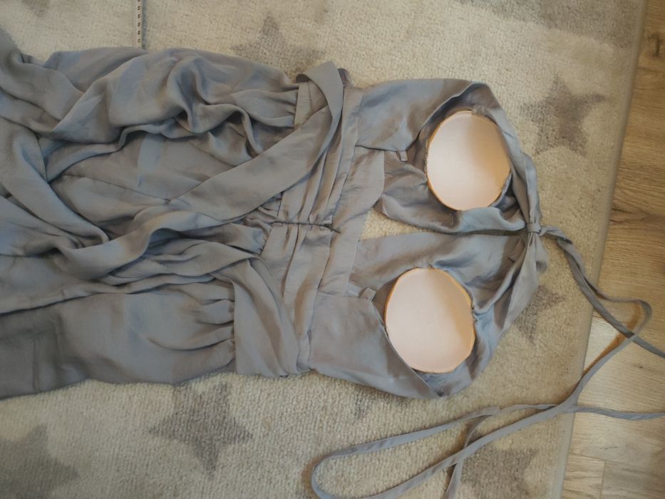 Rochie lunga cu spatele gol