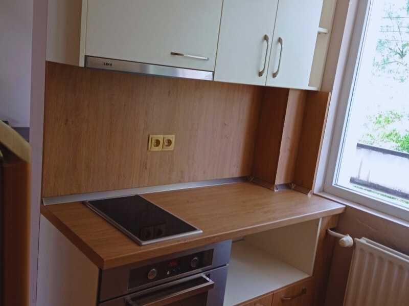 Дава се под наем Тристаен апартамент в София, Мусагеница - 80 кв.м за 561 € - Снимка #6