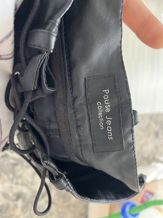 Нов кожен панталон Pause